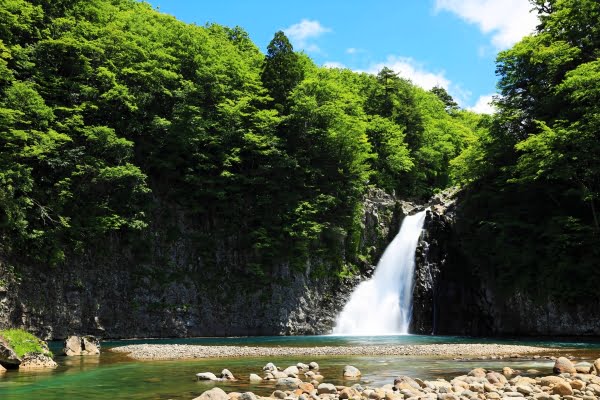 秋田・法体の滝
