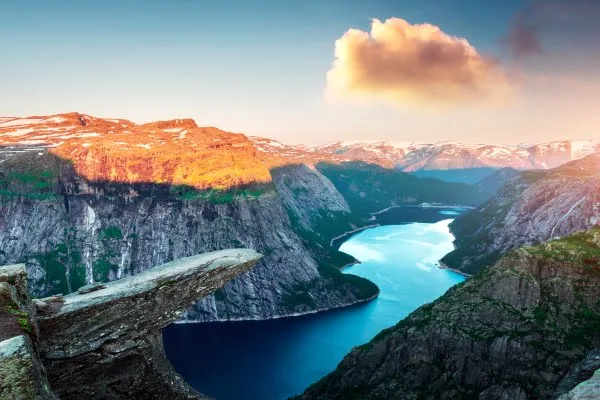 Trolltunga