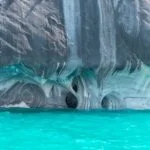 マーブル・カテドラル｜見どころ・ベストシーズン・アクセスは？大理石と湖水が創り出すチリの青の洞窟