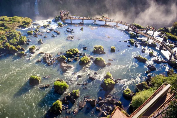 世界遺産・イグアスの滝(Iguazu Falls)