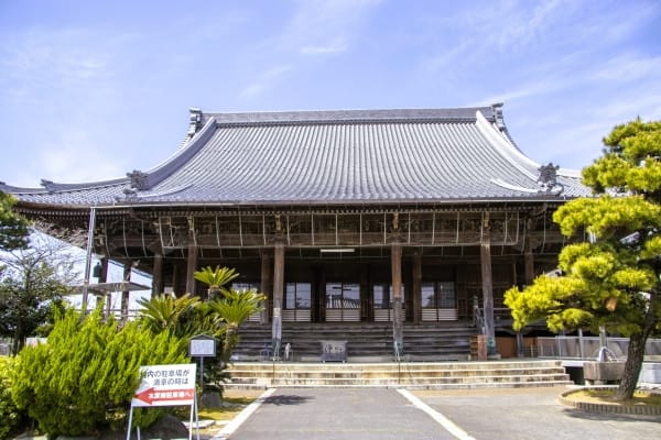 岐阜県羽島市 竹鼻別院の本堂