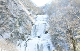 茨城県大子町 凍結した厳冬の袋田の滝