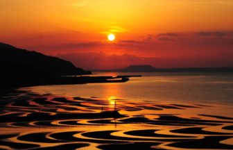 熊本県宇土市 日本の夕陽百選に選ばれている御輿来海岸の美しい夕景