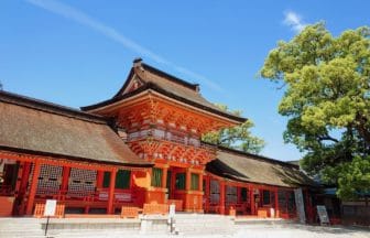 大分県宇佐市 宇佐神宮の美しい朱塗りの社殿